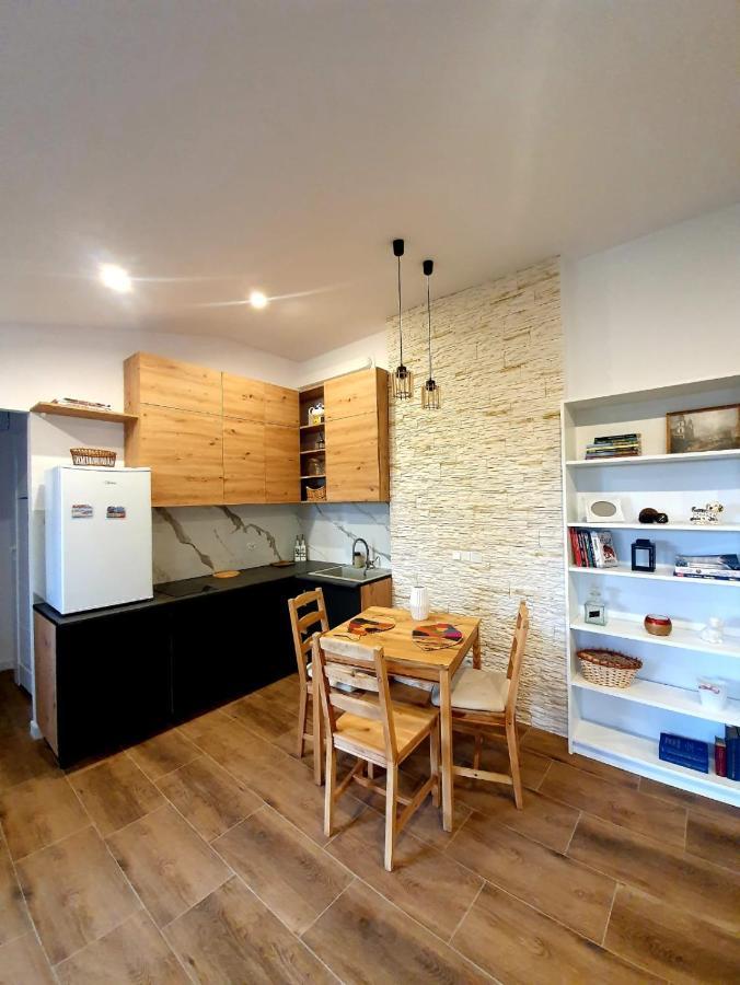 Apartment Hidden
